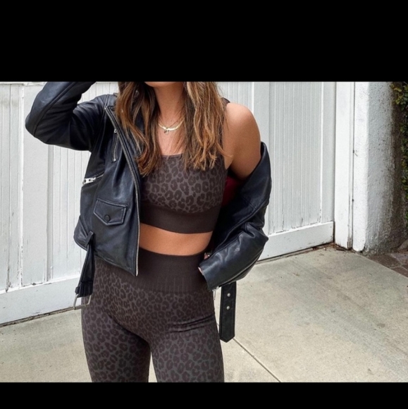 Workout set - Picture 2 of 2